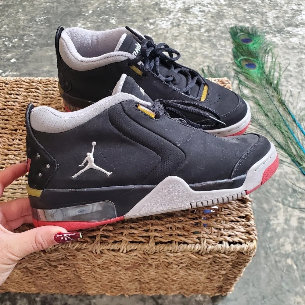 Nike Jordan Big Fund Sneakers
